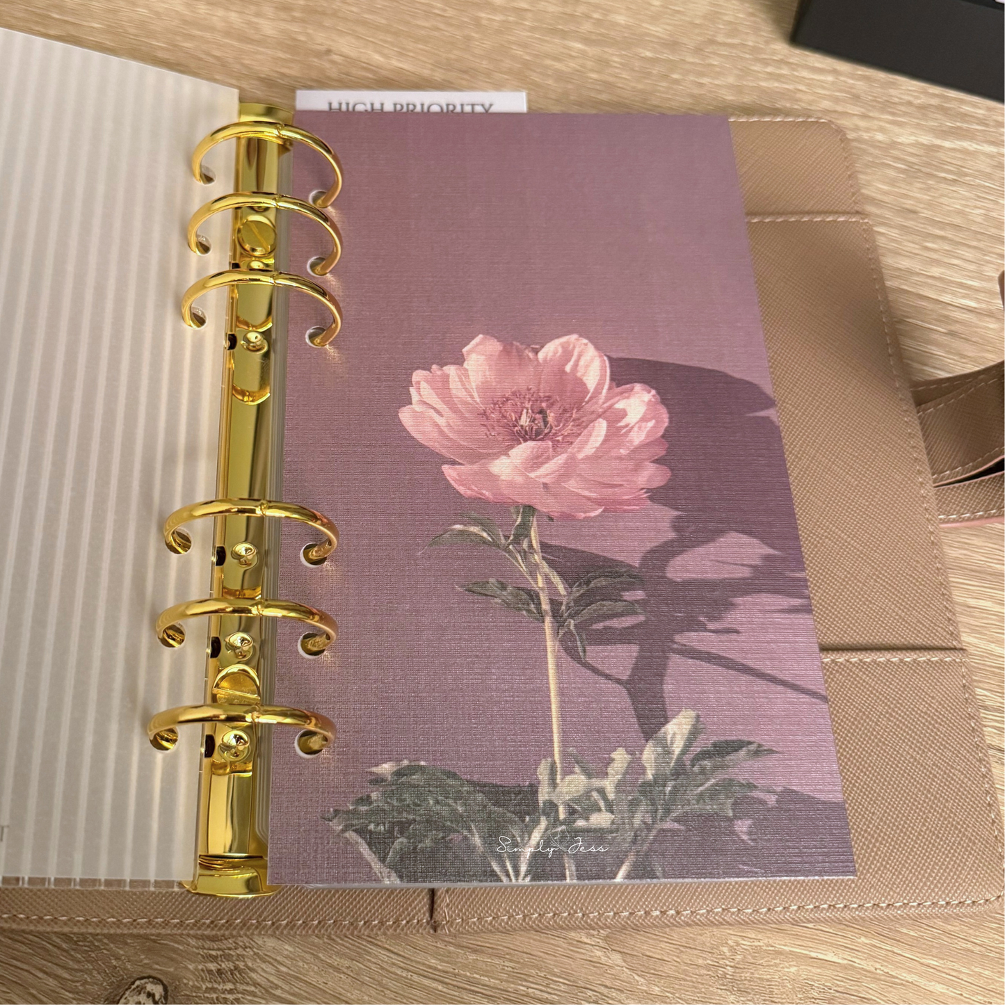 Neutral Petals Linen A5/A6 Dashboard